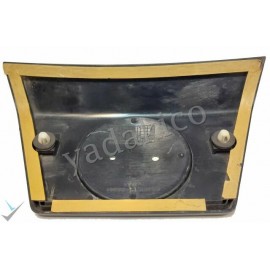 پایه نگهدارنده آرم وسط درب صندوق عقب اچ سی کراس H30 Cross