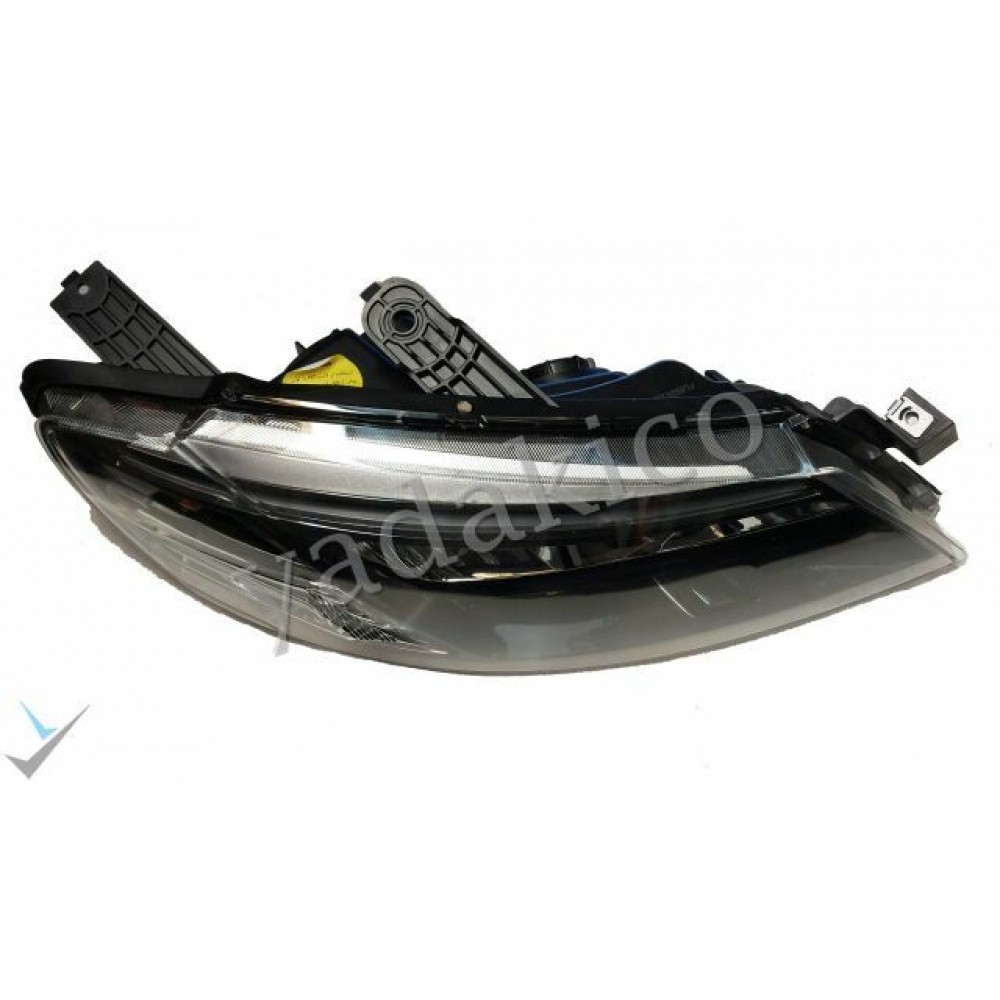 چراغ جلو رانا پلاس سمت راست