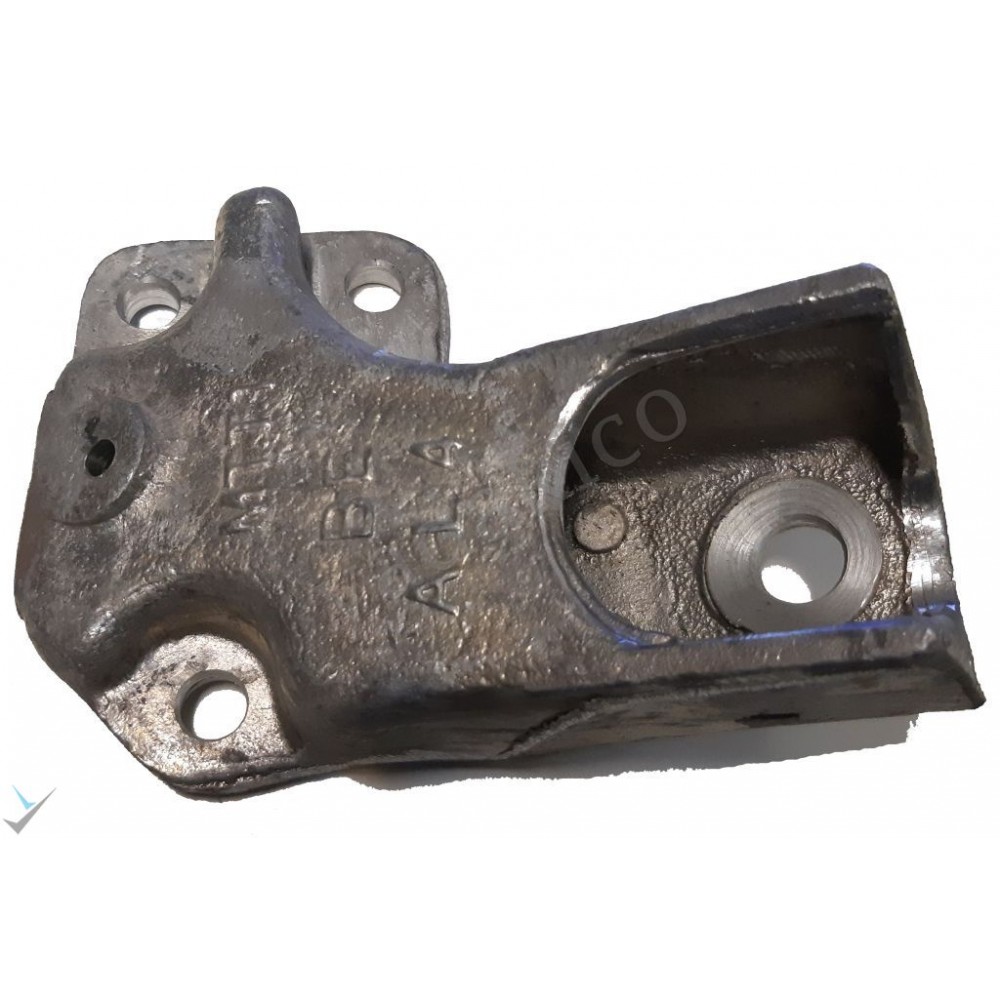 پایه دسته موتور بالا راست رانا (پنجه ای)