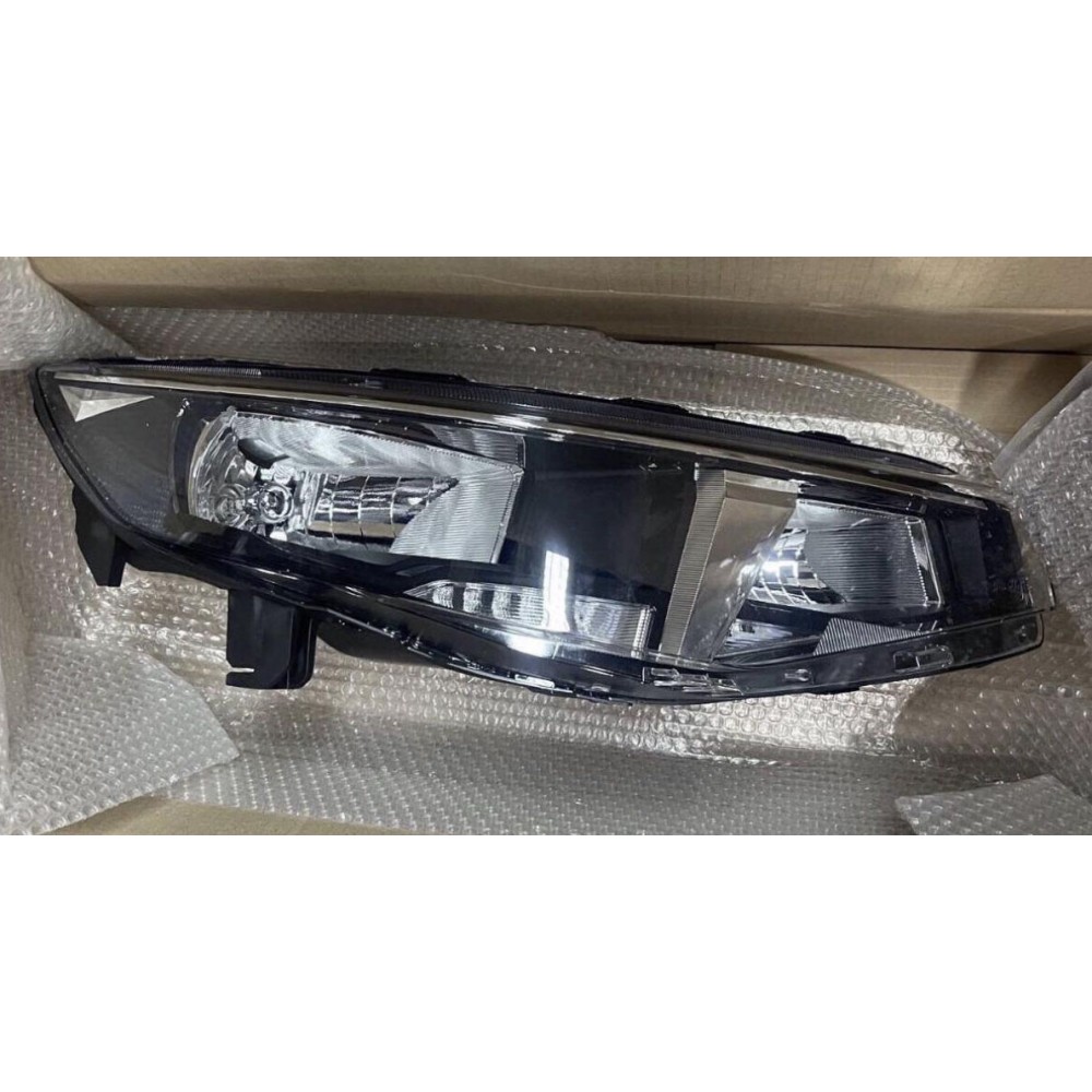 چراغ جلو تارا سمت راست 